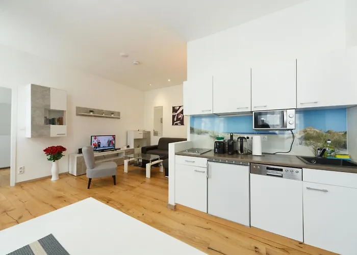 In Fuenfhaus Mit Garten By Interhome *